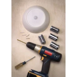 Batteriebetriebene Leuchte MB991 ^ Online