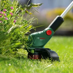 Akku-Rasentrimmer UniversalGrassCut 18V-26-500 solo ^ Bosch Clearance