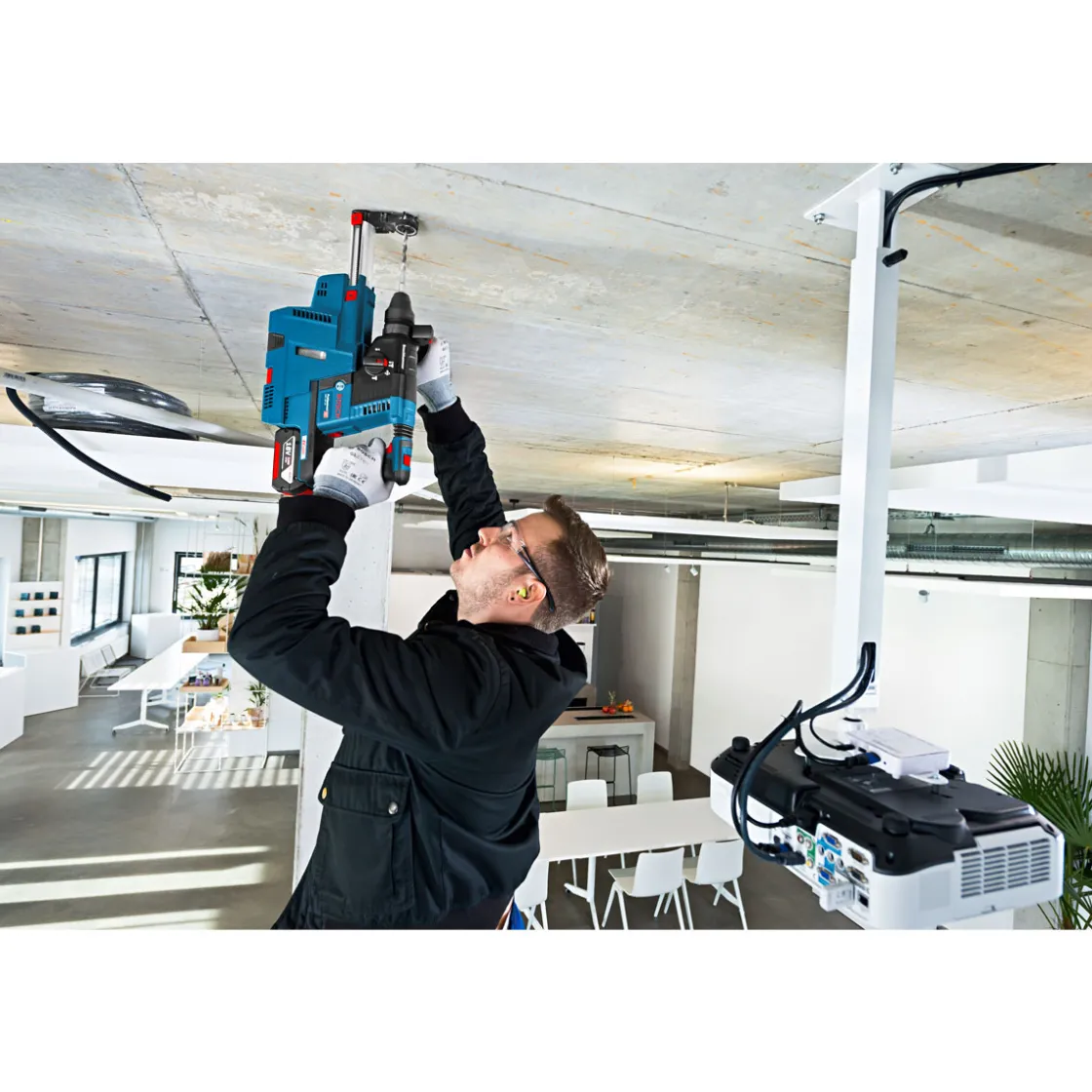 Akku-Bohrhammer GBH 18V-26 F ^ Bosch Professional Outlet