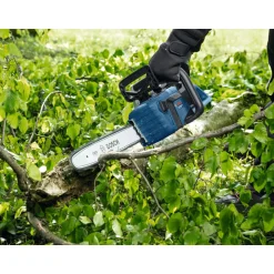 Akku-Kettensäge GKE 18V-40 ^ Bosch Professional Best