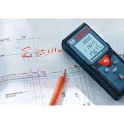 Laser-Entfernungsmesser GLM 40 ^ Bosch Professional Hot