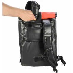 Gepäckträgertasche wasserdicht schwarz-rot ^ Fischer Bikes Best