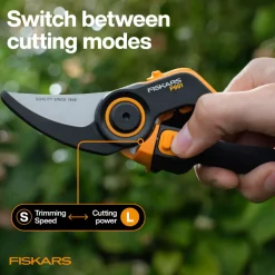 Gartenschere X-Series Bypass P981 ^ Fiskars Best
