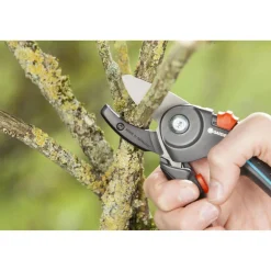 Gartenschere A/M ^ Gardena