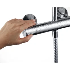 Duschsystem Vernis Shape mit Thermostat mattschwarz ^ Hansgrohe