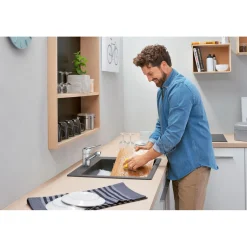 Einhebel-Küchenmischer 100 Focus M42 mit CoolStart ^ Hansgrohe Outlet