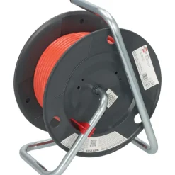 Kabeltrommel mit 40m KabellaengeH05VV-F3G1.5 IP44 ^ Brennenstuhl Best