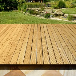 Kiefer-Terrassendiele zweiseitig genutet x 14,6 x 2,6 cm ^ Best