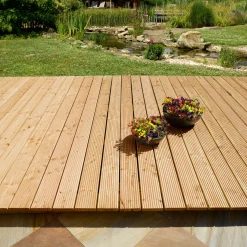 Kiefer-Terrassendiele zweiseitig genutet x 14,6 x 2,6 cm ^ Best