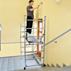 Kleingerüst mit Fahrrollen ^ Krause Sale