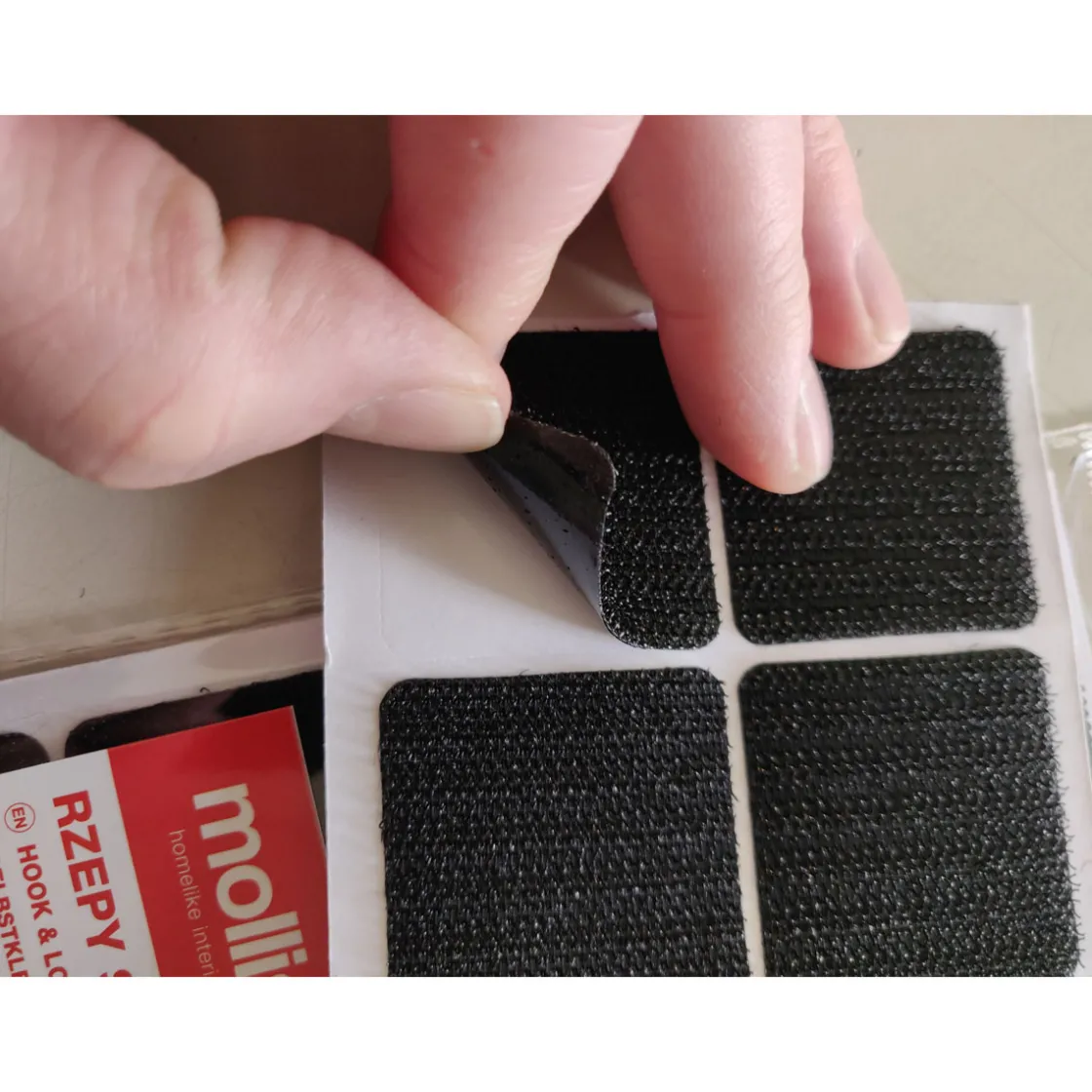 Klettpads zur Befestigung der Polsterpaneele ^ Mollis New
