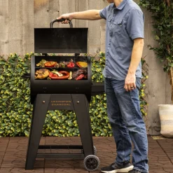 PB Lexingtion Charcoal Holzkohlegrill ^ Hot