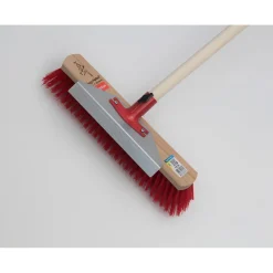 Kratzbesen mit Schabekante und Stiel 40 cm ^ Peggy-Perfect Discount