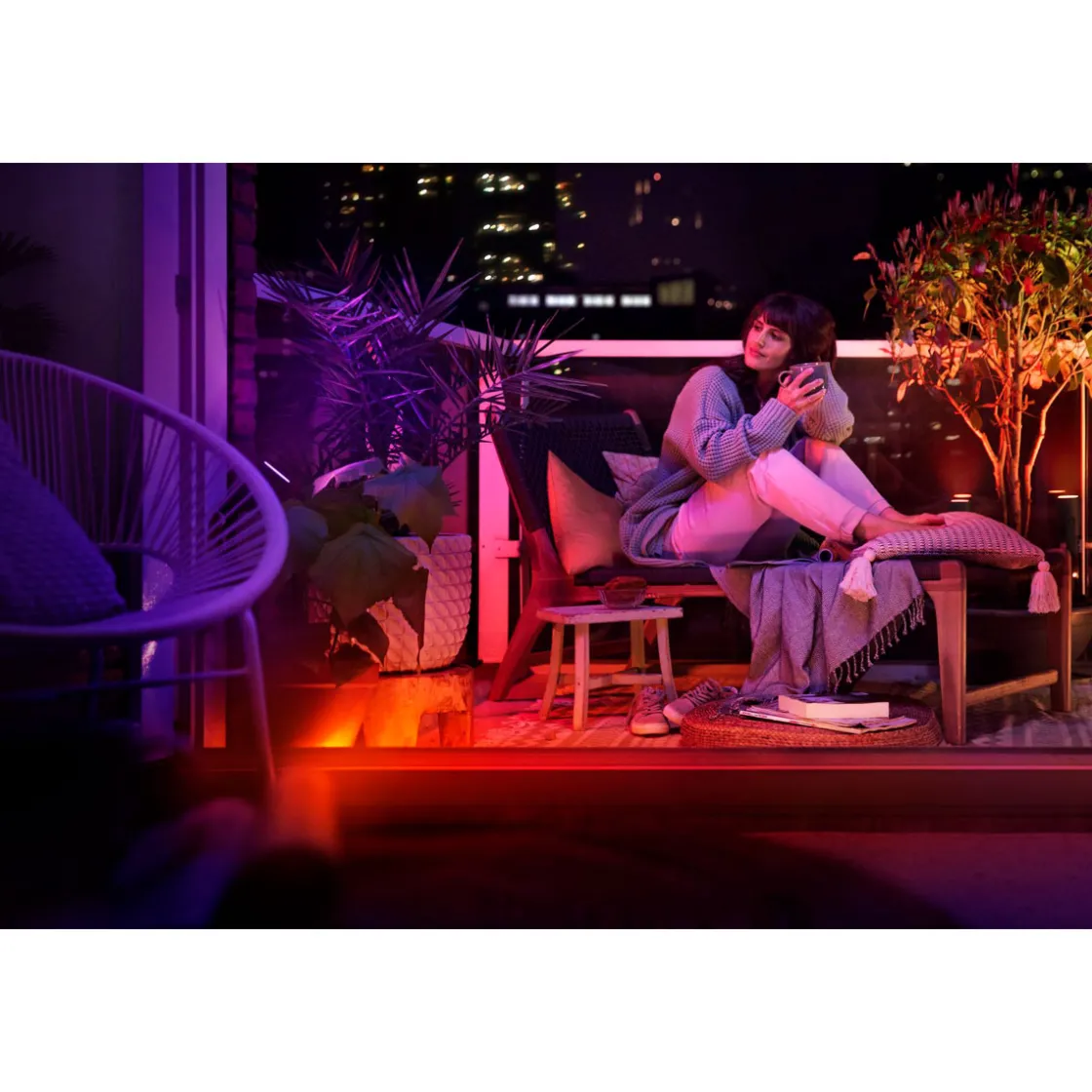 LED-Außenleuchte Lily 19,4 x 8,4 x 7 cm schwarz ^ Philips Hue New