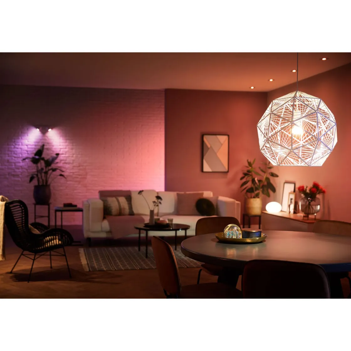 LED-Kerze White und Color 5,2W 1 Stück ^ Philips Hue Clearance