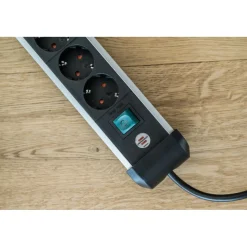 Premium-Alu-Line 10-fach 3,0m ^ Brennenstuhl Hot