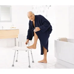 Badezimmerstuhl Sam weiss bis 150 kg ^ Ridder Online