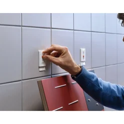 Klebenagel für Fliesen verstellbar 2 Stück Traglast 2 x 4 kg ^ Tesa Hot