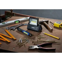 LED-Taschenlampe Work Flex Area Light mit Batterien schwarz ^ Varta New